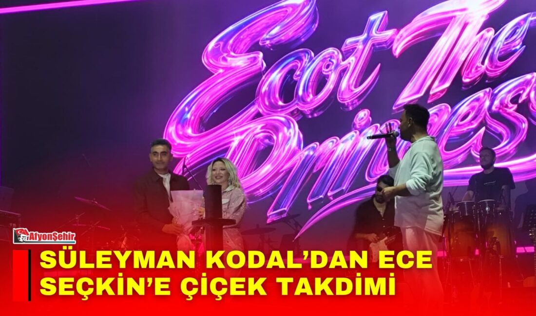 Afyonkarahisar’da bu yıl 9’uncusu düzenlenen MotoFest kapsamında sahne alan Ece