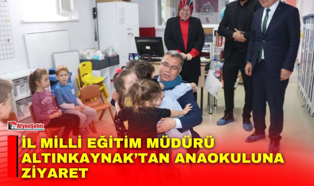 Afyonkarahisar İl Milli Eğitim Müdürü İsmail Altınkaynak, okul ziyaretleri kapsamında