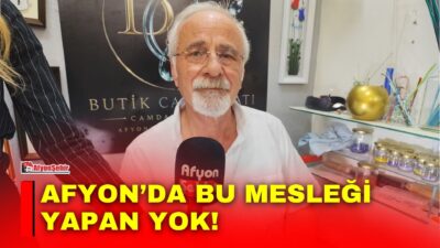 Afyonkarahisar’ın tarihi Taşhan’da butik cam dekorasyon ürünleri hazırlayan işletme sahibi