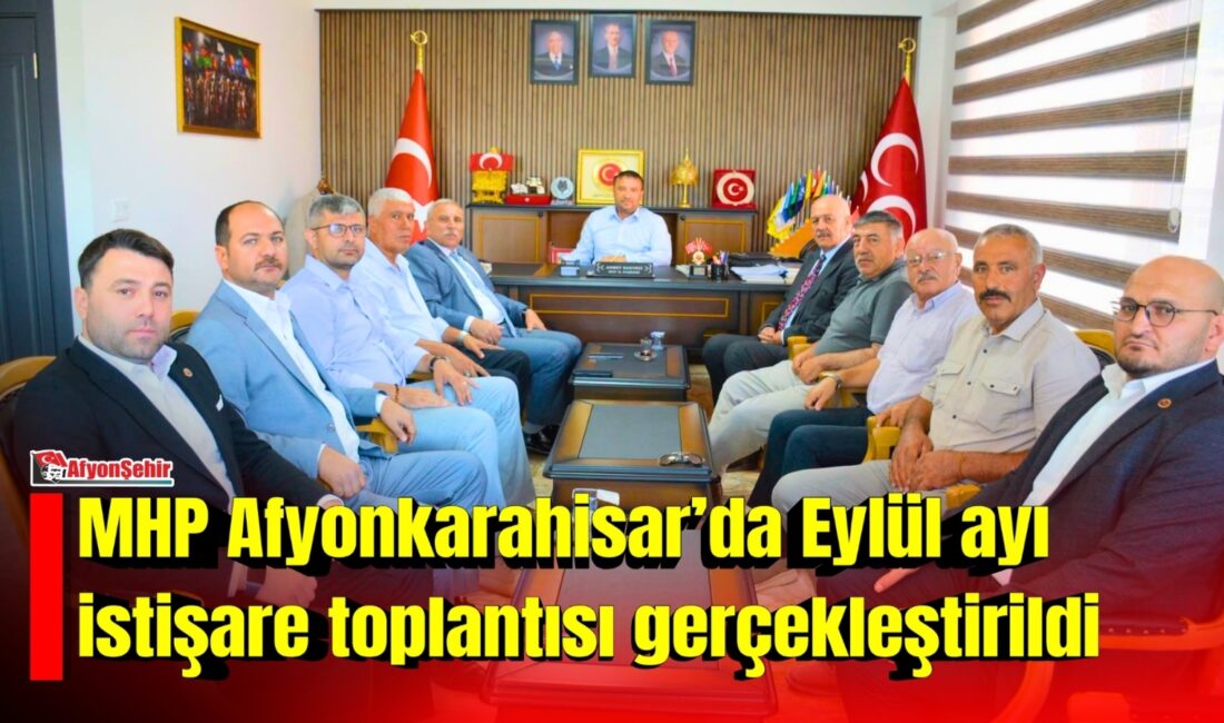 MHP Afyonkarahisar İl Başkanı Ahmet Kahveci, İl Genel Meclisi üyeleriyle