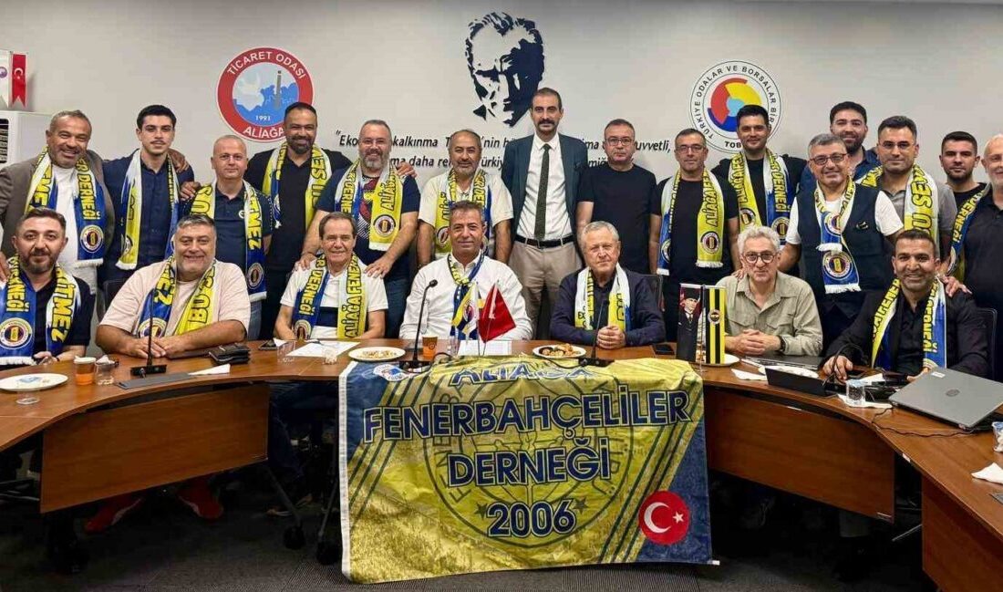 Aliağa Fenerbahçeliler Derneğinin 11. olağan genel kurul toplantısında mevcut başkan