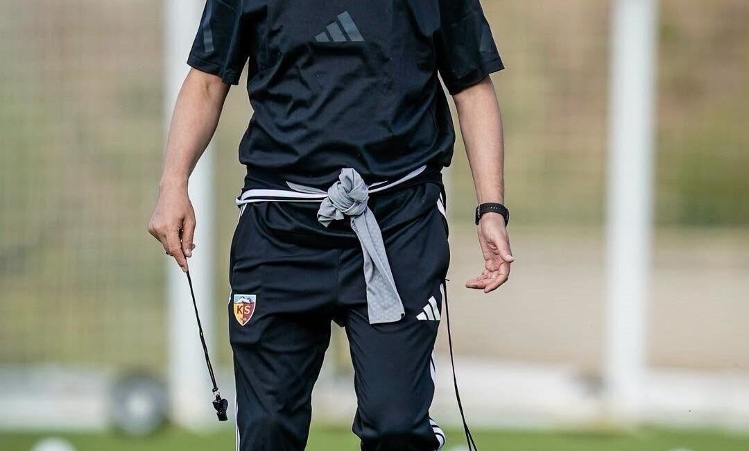 Kayserispor Teknik Direktörü Atila Gerin, başarının anahtarının savunma oyunu olduğunu