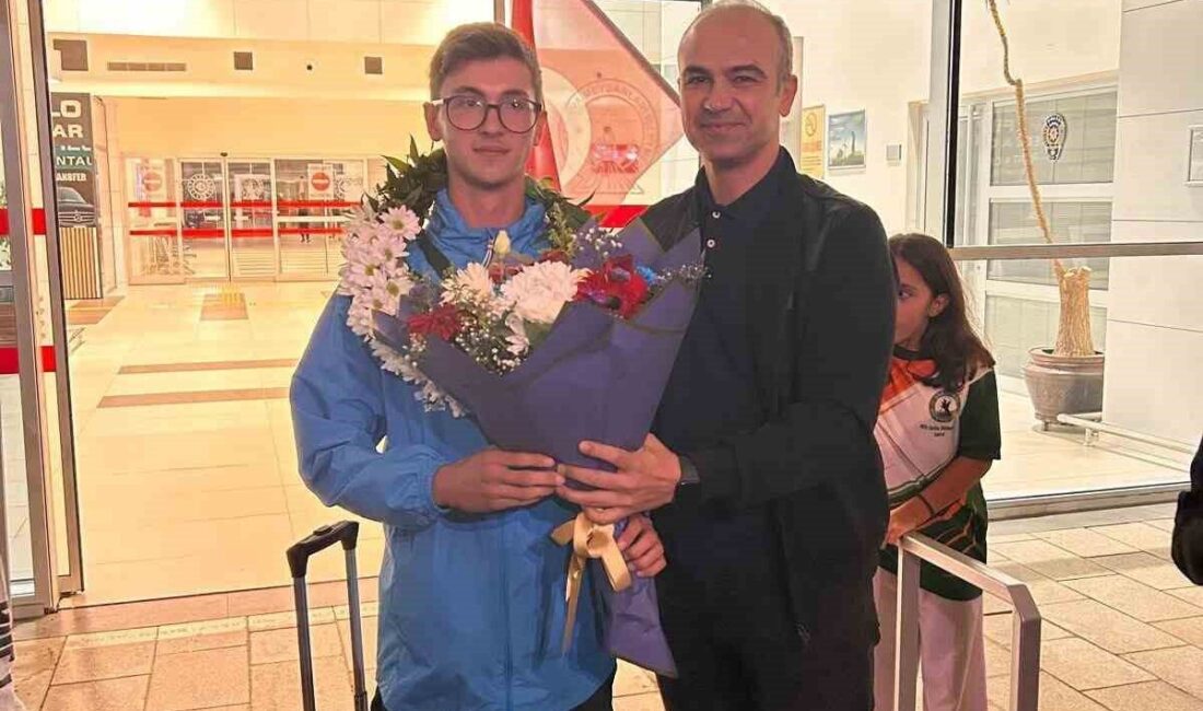 İspanya’nın Barselona kentinde düzenlenen Avrupa Atlı Okçuluk Şampiyonası’nda Gençler kategorisinde