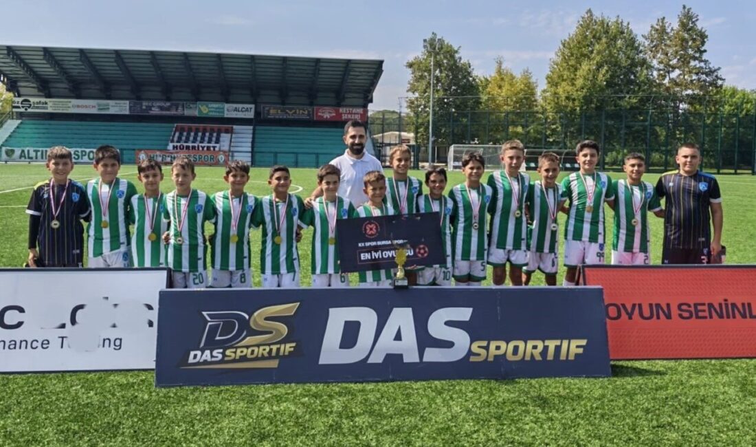 Bursa’da 8 takımın katılımıyla düzenlenen Dassportif Turnuvası’nda mücadele eden Balıkesir