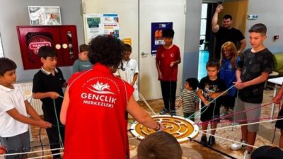 Bilecik’te genç sporculara performans yönetimi eğitimi verildi. Bilecik Gençlik ve