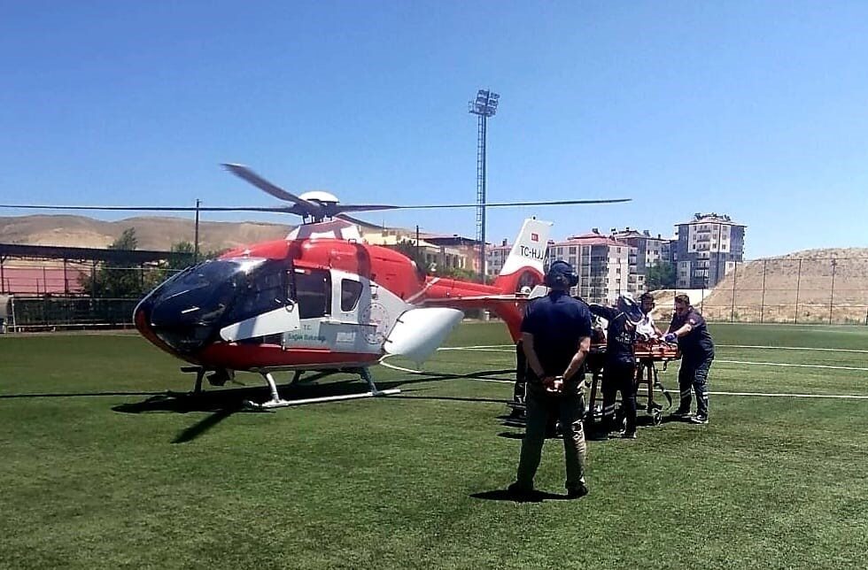 Malatya’nın Darende ilçesinde kalp krizi geçiren 55 yaşındaki erkek hasta,