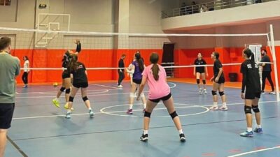 Denizli’de salon sporlarının en önemli merkezlerinden Çok Amaçlı Spor Salonunda