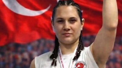 İtalya’da yapılan Kick Boks Gençler Dünya Şampiyonası’nda Denizlili Milli Sporcu