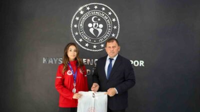 Kosova’da düzenlenen U24 Dünya Şampiyonası’nda dünya ikincisi olan Kayserili sporcu