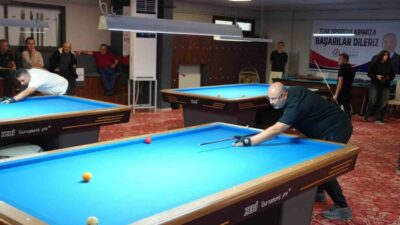 Düzce’de Belediyenin destekleriyle düzenlenen 3 Bant Bilardo Longoni Cup Türkiye