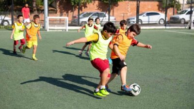 Efeler Belediyesi Spor Akademisi bünyesinde düzenlenecek futbol kursu için 2015-2020