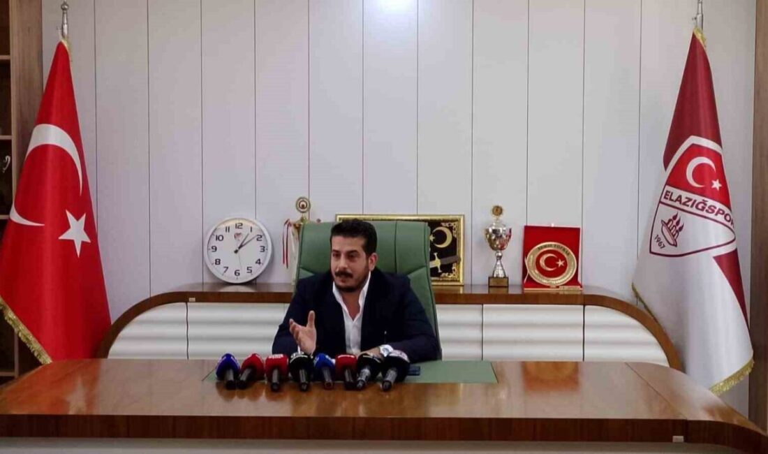 Elazığspor Basın Sözcüsü Av. Siraç Koç, Elazığspor tesislerinde düzenlediği düzenlenen