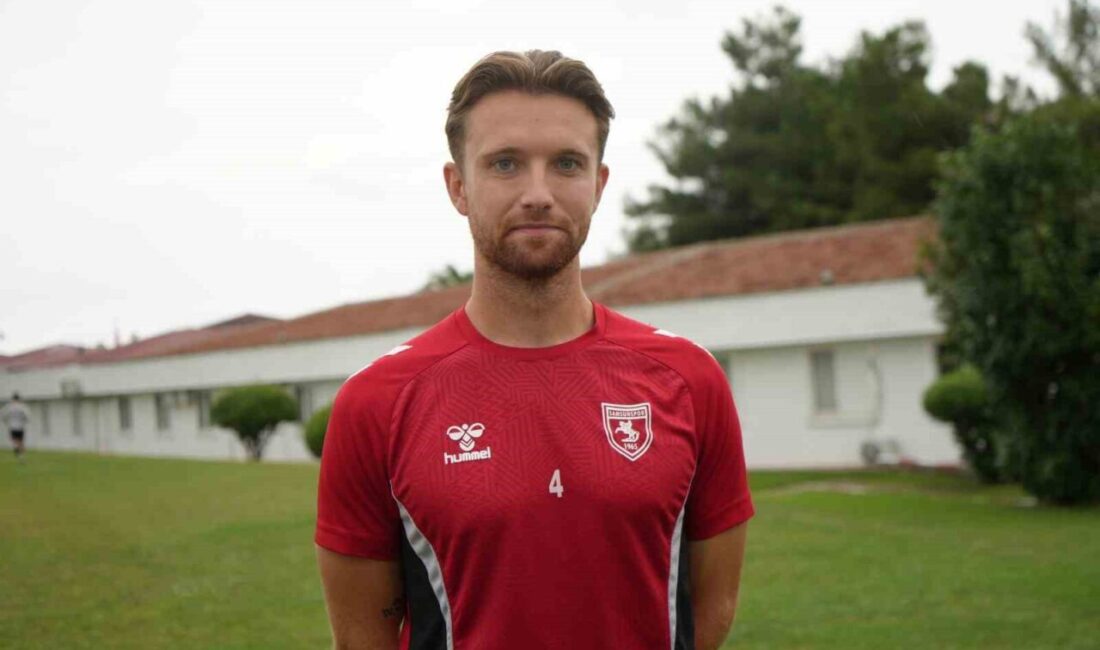 SAMSUN (İHA) – Samsunspor’un İskoç orta saha oyuncusu Elliot Watt,