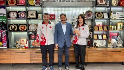 Gençler Dünya Kick Boks Şampiyonası’nda Türkiye’yi ve Eskişehir’i temsil eden