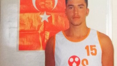 Kayseri basketbolunun deneyimli isimlerinden Hasan Aksoyak, 1986 yılında başlayan basketbol