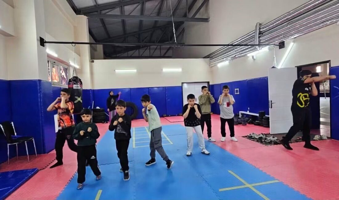 Muş’un Hasköy ilçesinde, Gençlik ve Spor İlçe Müdürlüğü tarafından düzenlenen