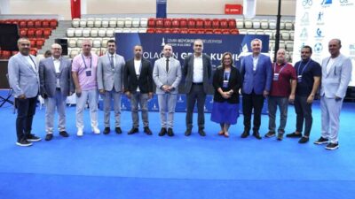 İzmir Büyükşehir Belediyesi Spor Kulübü’nün 22’nci Olağan Genel Kurulu’nda mevcut