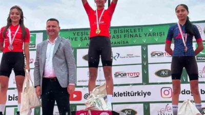 Manisa’da düzenlenen Yeşilay Dağ Bisikleti Türkiye Şampiyonası Final Etabı’nda Kayserili