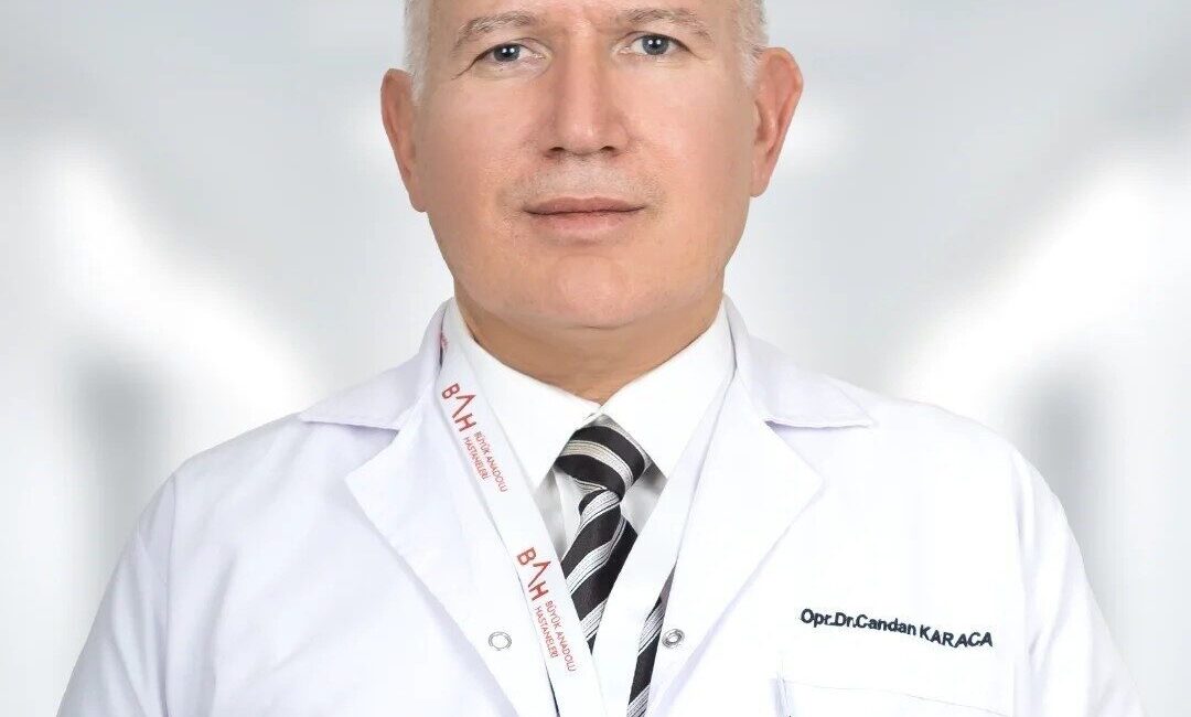 Göz Hastalıkları Uzmanı Opr. Dr. Candan Karaca, “Kontakt lens kullanırken