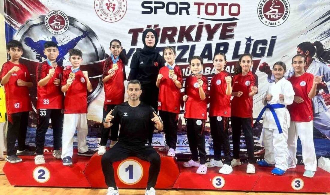 Körfez Gençlerbirliği’nin karatecileri, İstanbul’da düzenlenen Türkiye Yıldızlar Karate Ligi 2.