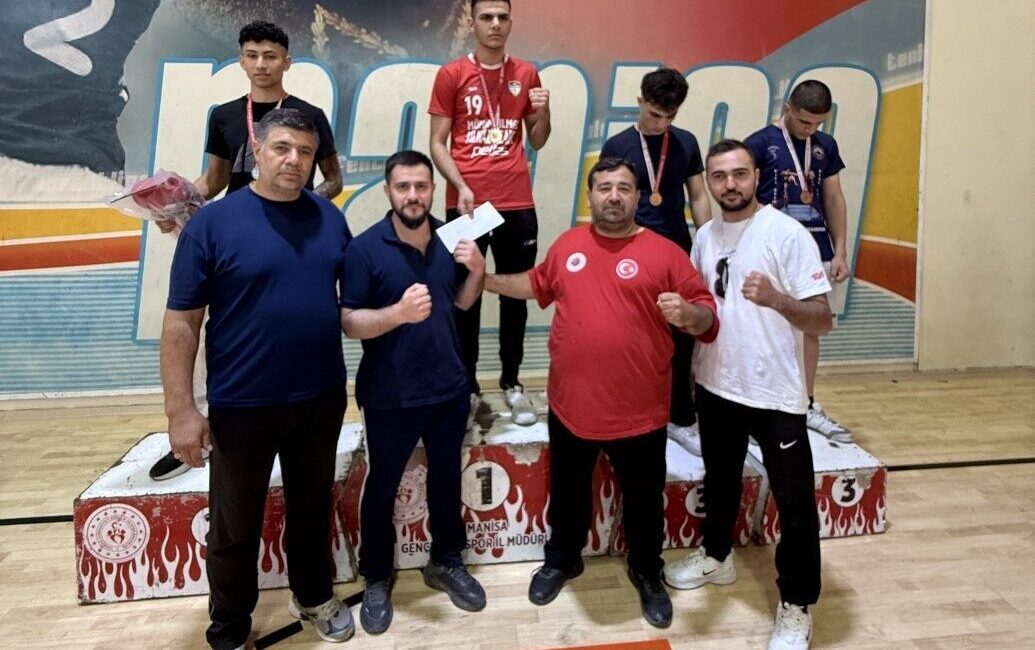 Manisa’da bu yıl 17’ncisi düzenlenen İller Arası Muaythai Zafer Kupası,
