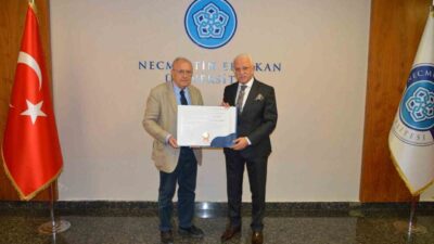 Necmettin Erbakan Üniversitesi (NEÜ) Tıp Fakültesi Mezuniyet Öncesi Tıp Eğitimi