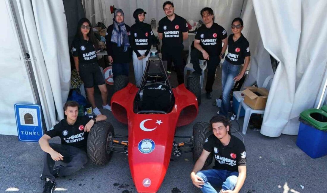 Şahinbey Belediyesi’nin sponsorluğunda yarışan HEZARFEN takımı, TEKNOFEST Robotaksi-Binek Otonom Araç