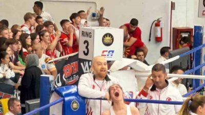 İtalya’da düzenlenen WAKO Dünya Kick Boks Şampiyonası’nda büyük bir başarıya
