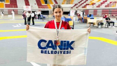 Samsun Canik Belediyespor Kulübü sporcusu Asiye Nur Bilgin, Tekvando Türkiye