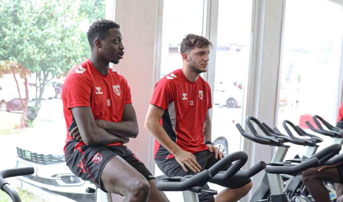 beyazlı ekip, antrenmanın ardından 1 haftalık izne ayrıldı. Süper Lig’de