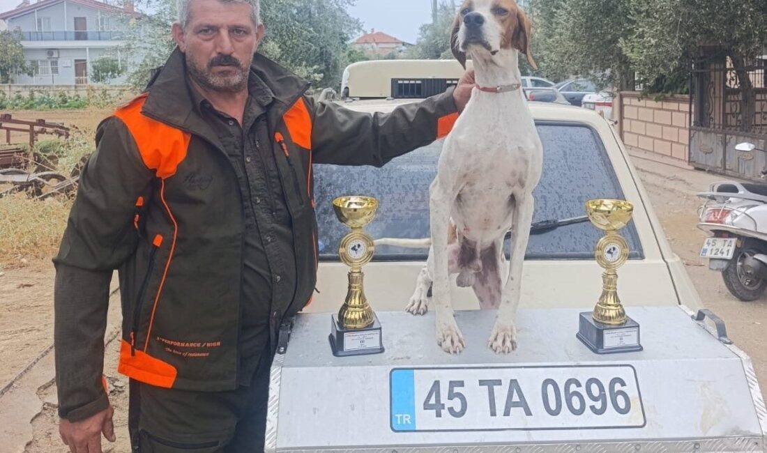 Manisa’nın Sarıgöl ilçesinde yaşayan avcı Ethem Tolga Karataş, Uşak’ta düzenlenen
