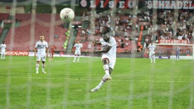 Trendyol Süper Lig’in geride kalan 6 haftasında 19 kez penaltı