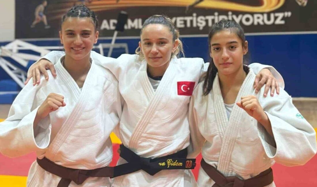 Yunusemre’nin judocularından çifte Türkiye Şampiyonluğu Yunusemre Belediyespor’un judocuları Rabia Tekin ve Elif Şanıer, Sporcu Eğitim
