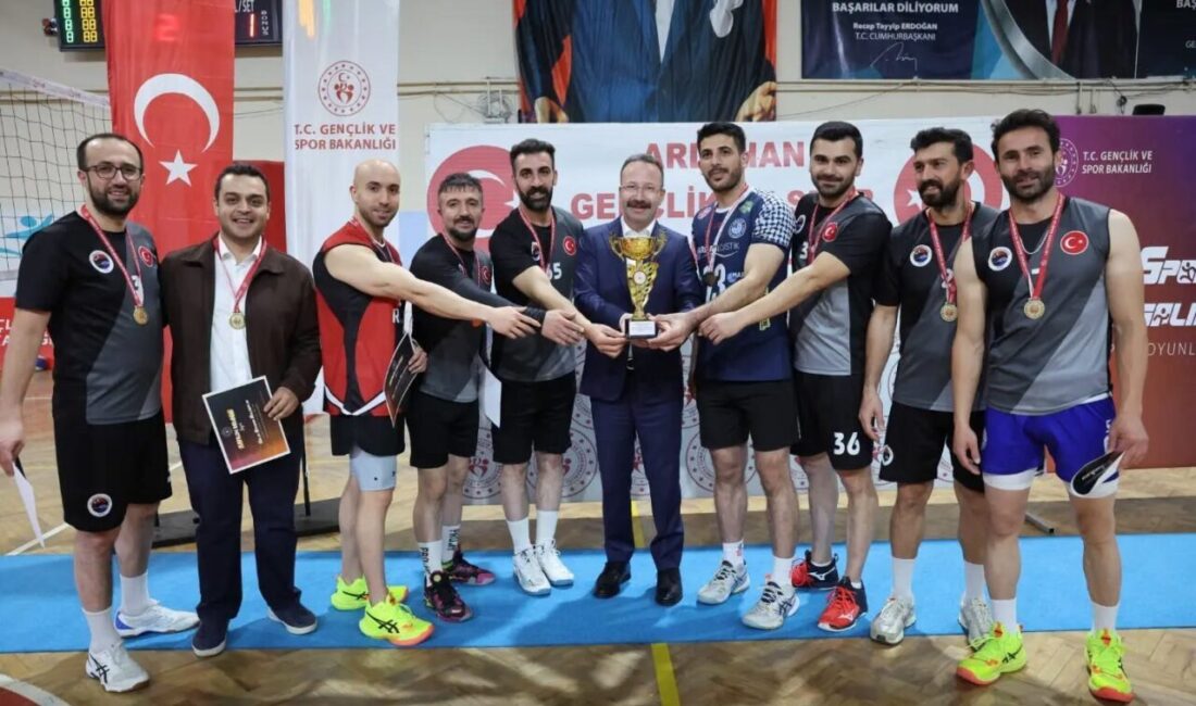 Ardahan’da kamu çalışanlarını sporun birleştirici gücü etrafında buluşturan 4. Kamu