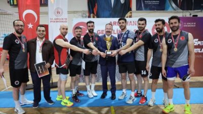 Ardahan’da kamu çalışanlarını sporun birleştirici gücü etrafında buluşturan 4. Kamu
