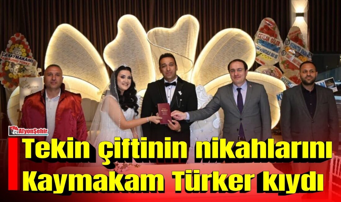 Afyonkarahisar Çay Kaymakamı Hasan Hüsnü Türker, mesai arkadaşları Aysun Orak
