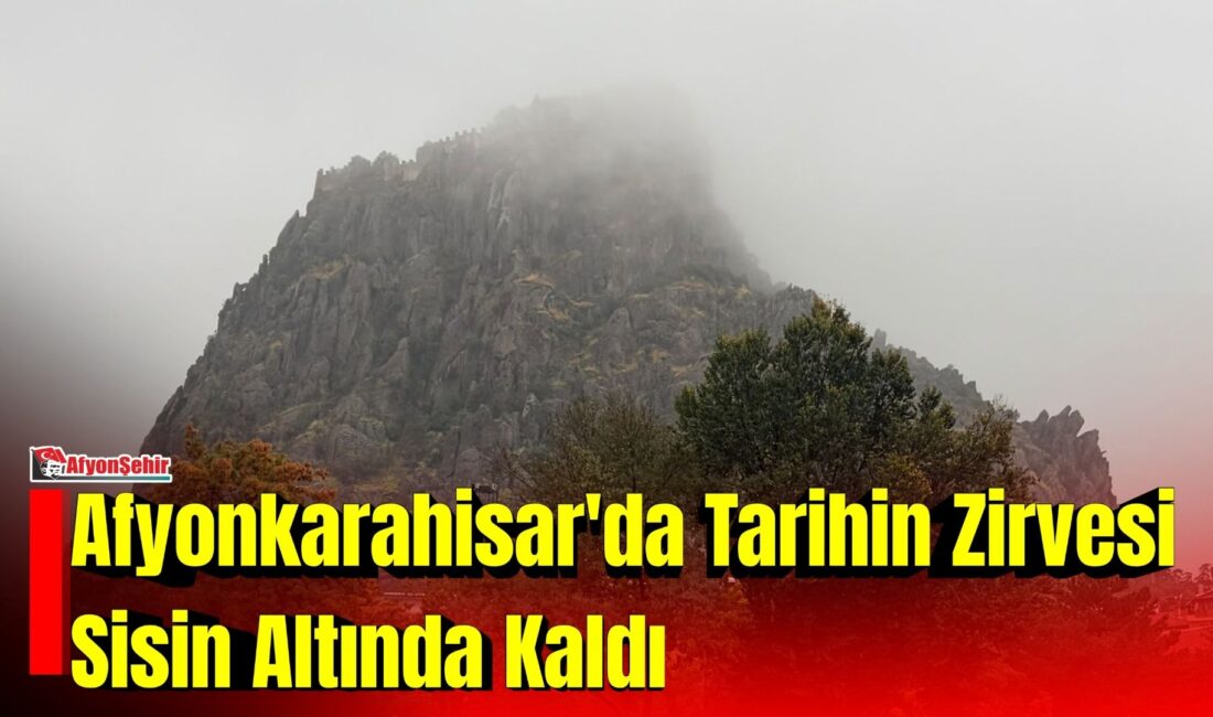Afyonkarahisar’da etkili olan yağışlı hava, kentin simgesi hâline gelen tarihi