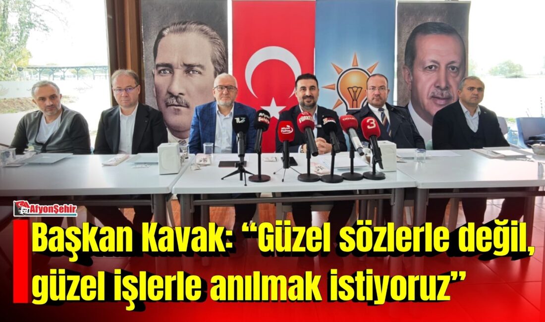 AK Parti Afyonkarahisar İl Başkanı Özgür Kavak ve yönetim kurulu