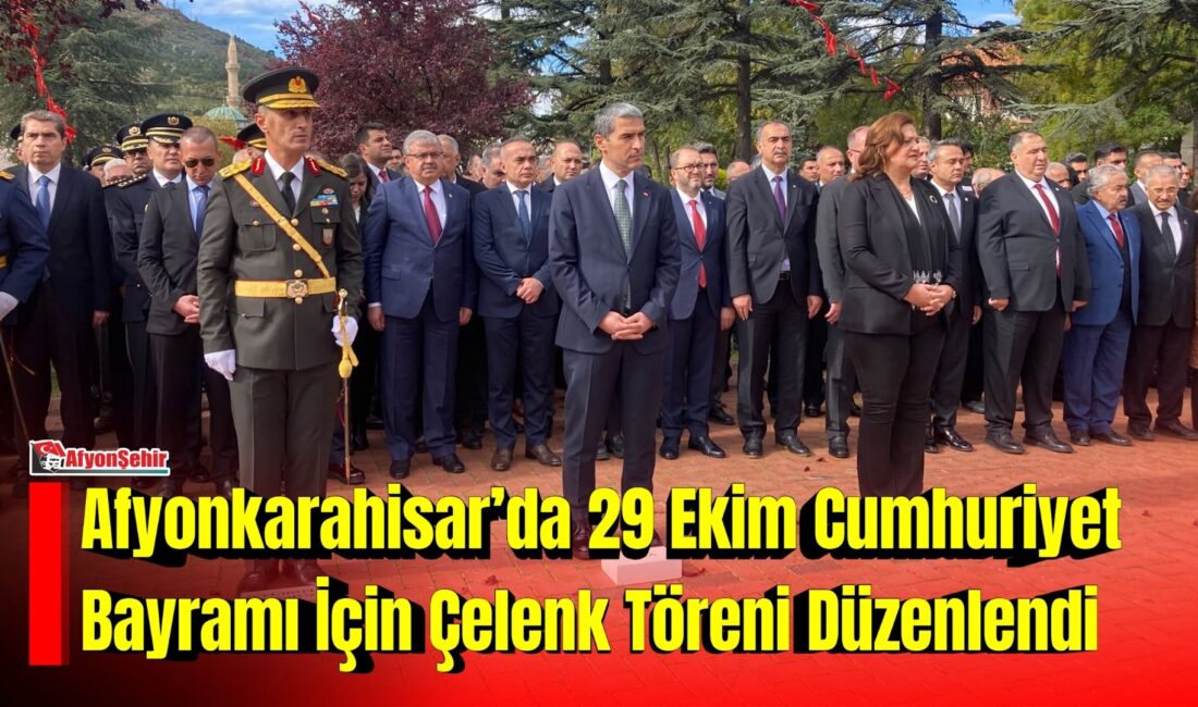 Afyonkarahisar’da 29 Ekim Cumhuriyet Bayramı’nın 103. yıl dönümü dolayısıyla Kocatepe