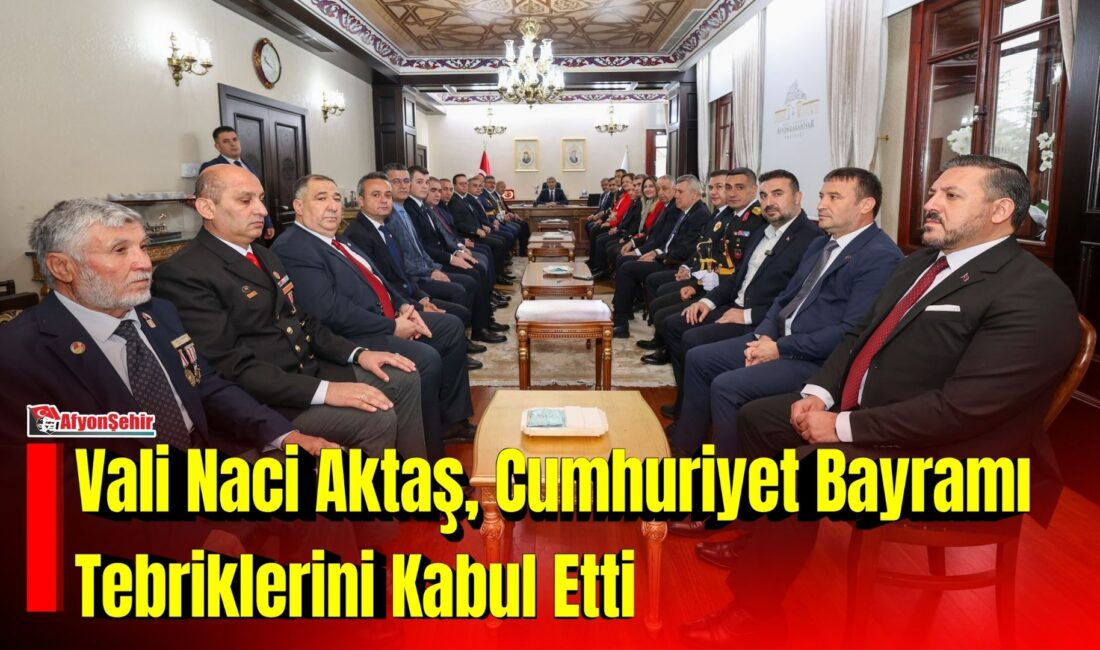 Afyonkarahisar Valisi Dr. Naci Aktaş, 29 Ekim Cumhuriyet Bayramı dolayısıyla