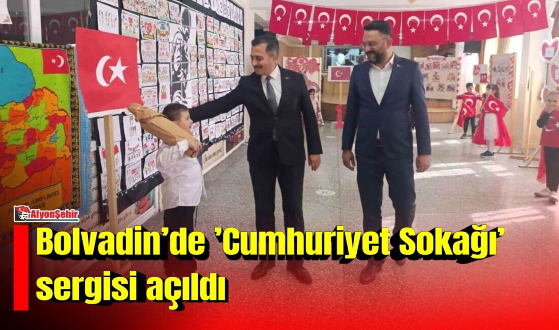 Cumhuriyetin ilanının 101. yılı kutlamaları kapsamında Bolvadin’de anlamlı bir etkinlik
