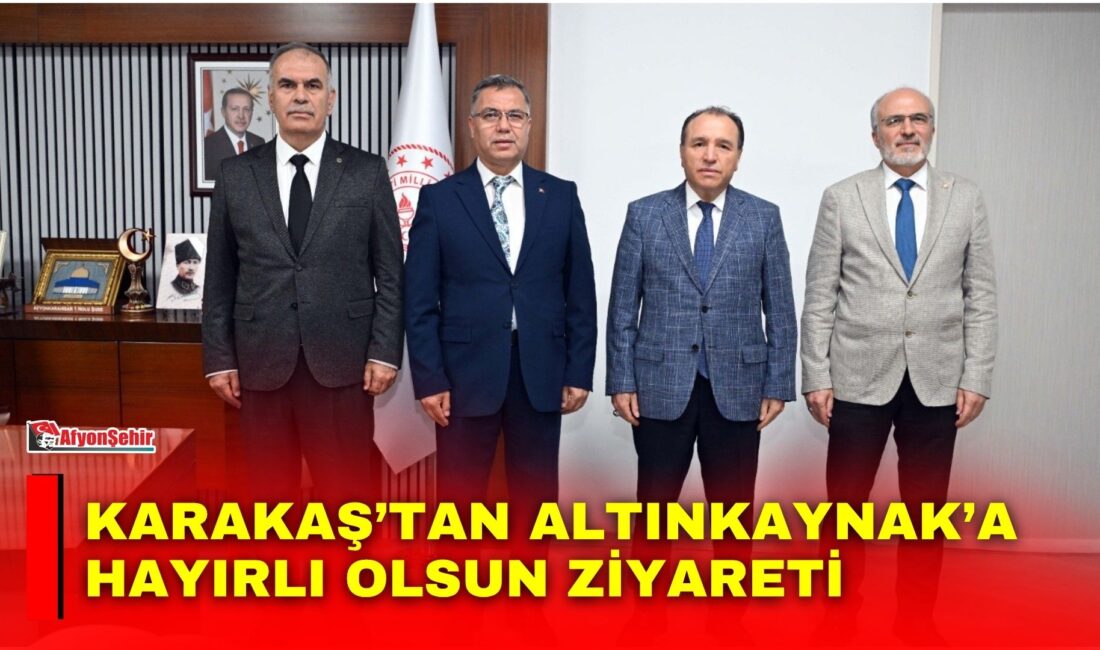 Afyon Kocatepe Üniversitesi (AKÜ) Rektörü Prof. Dr. Mehmet Karakaş, bir