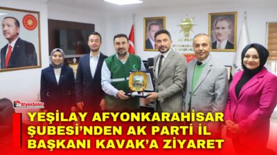 Yeşilay Afyonkarahisar Şube Başkanı Arif Kavas ve yönetim kurulu üyeleri,
