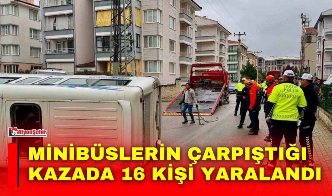 Afyonkarahisar’da öğrenci taşımacılığı yapan servis aracı ile şehir içi yolcu