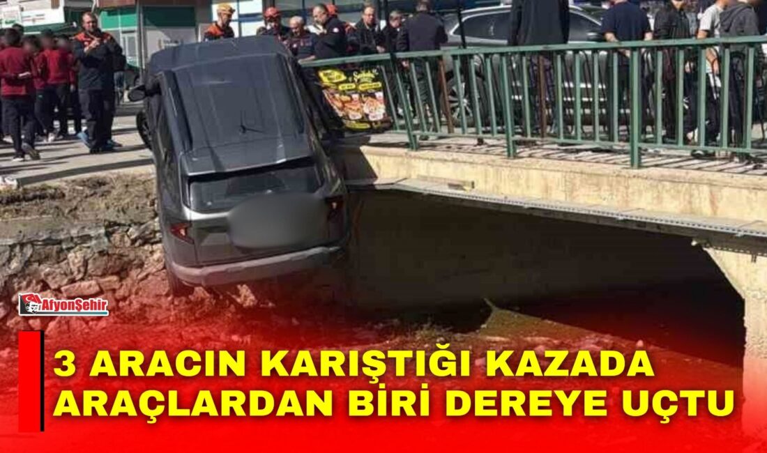 Afyonkarahisar’da 3 aracın karıştığı zincirleme trafik kazasında çarpışmanın etkisi ile