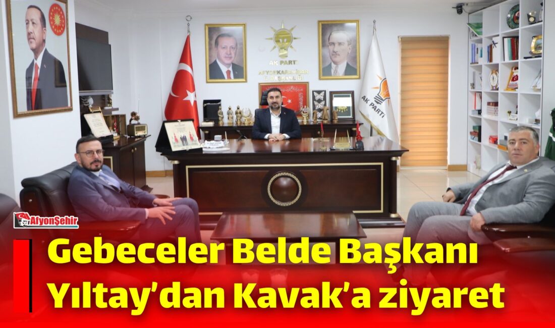 AK Parti Afyonkarahisar Merkez İlçe Başkanı Halit Özdemir ve Gebeceler