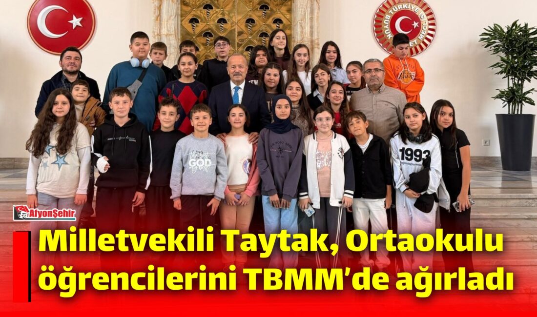 MHP Afyonkarahisar Milletvekili Mehmet Taytak, Afyonkarahisar Ayşegül Arsoy Ortaokulu Müdürü
