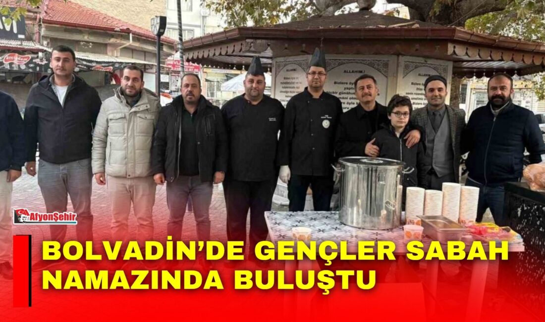 Afyonkarahisar Bolvadin ilçesinde "Vakti Kuşanmak Projesi" kapsamında düzenlenen Sabah Namazı