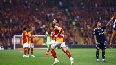 Galatasaraylı futbolcu Abdülkerim Bardakcı, Kasımpaşa maçıyla bu sezonki 2. golünü