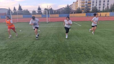 Ağrı Valisi Önder Bozkurt’un destekleriyle Türkiye Futbol Federasyonu (TFF) Kadınlar